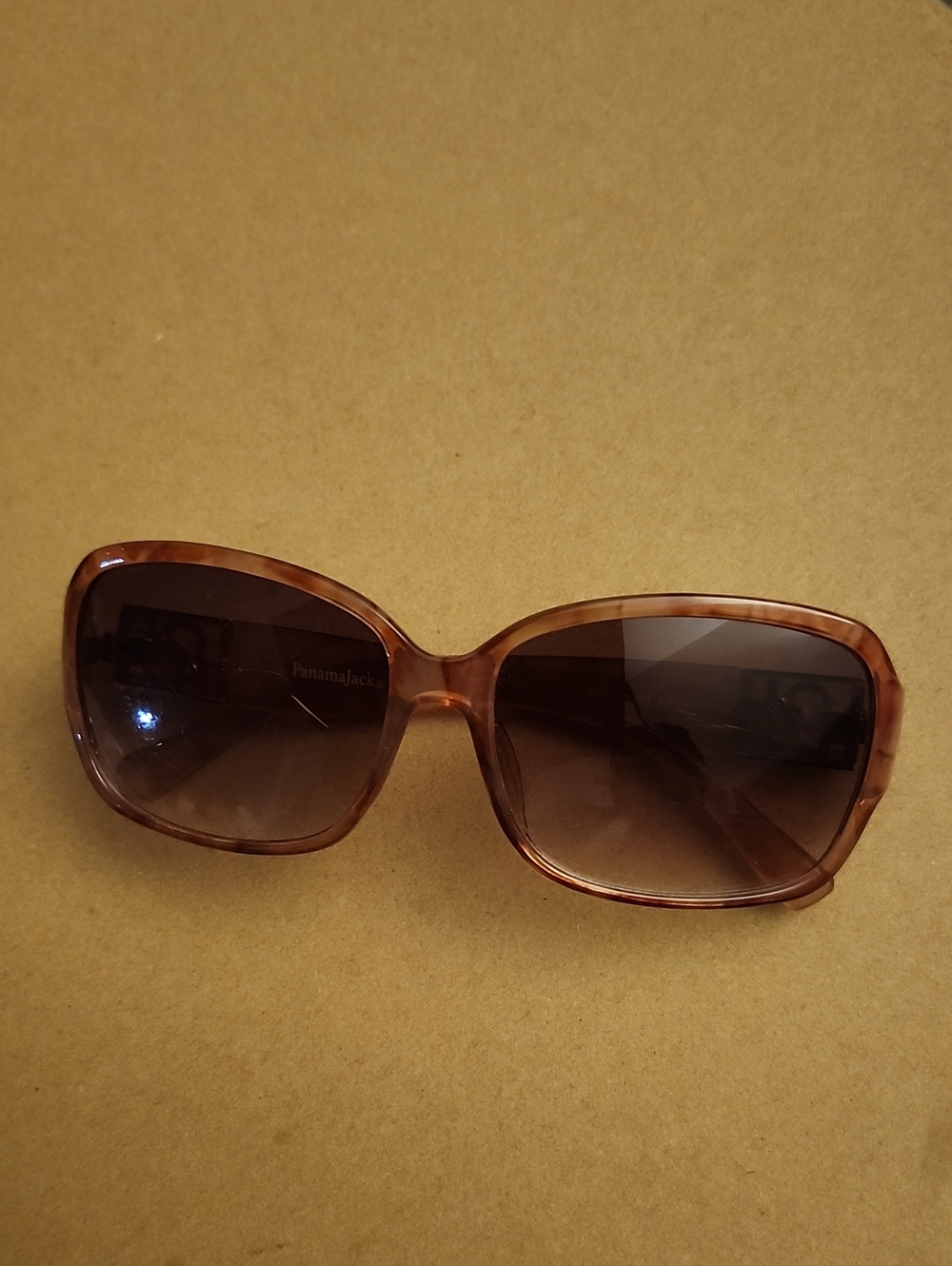 Panama Jack Women's Brown Gradient Oversize Sunglasses - Tortoiseshell Frame
